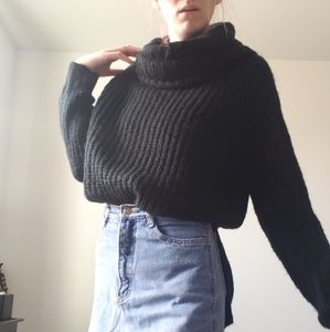 Dreamers oversized turtle neck sweater